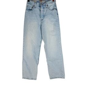 Levi’s Premium Women Ribcage Straight Ankle Jeans Light Wash Button Fly Size 25